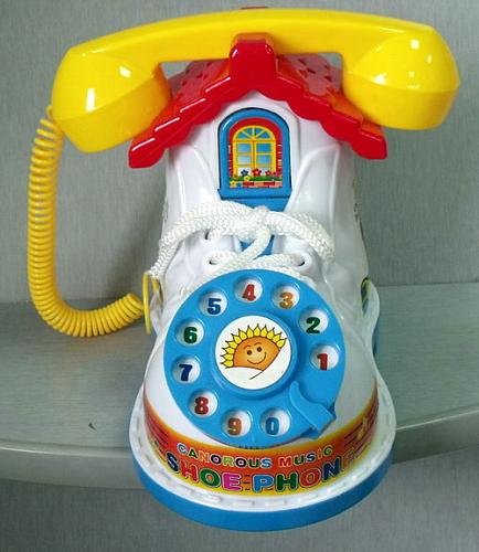     
: Muzykalnaya_igrushka_telefon-botinok.JPG
: 258
:	90.7 
ID:	2190