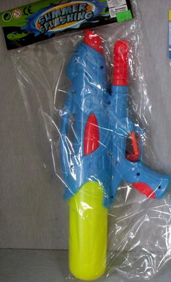 : Vodnyj_pistolet_Summer_Splashing.JPG
: 47

: 42.6 