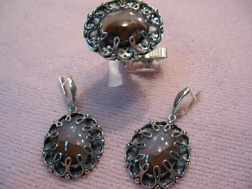     
: komplekt_kruzheva_agat.jpeg
: 650
:	64.7 
ID:	2450